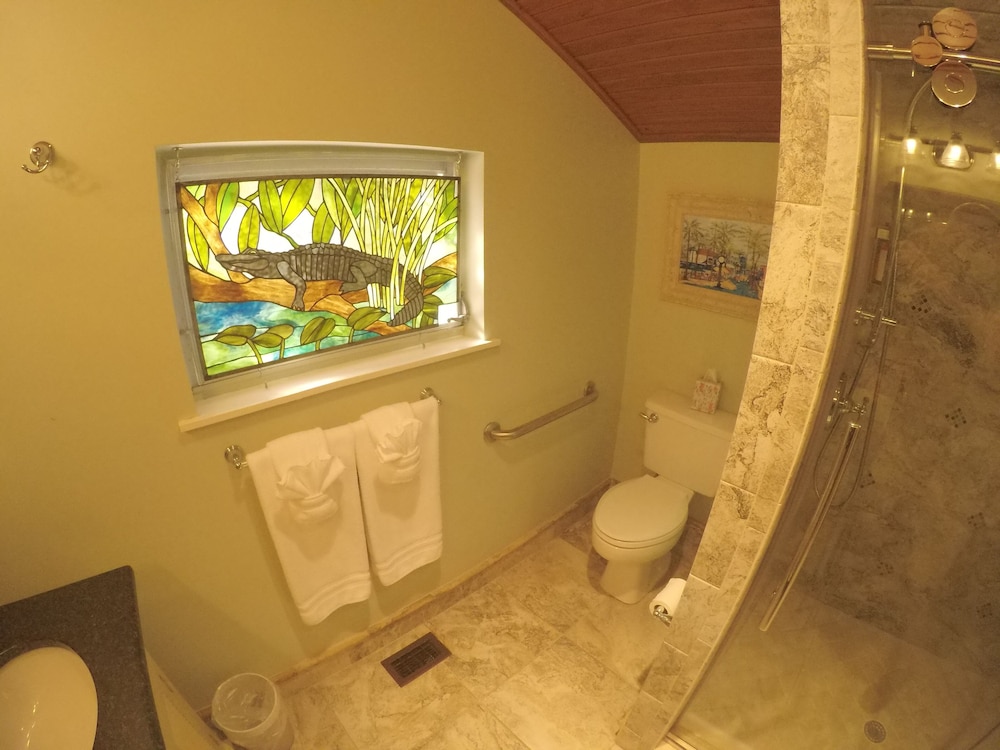 The Hibiscus House