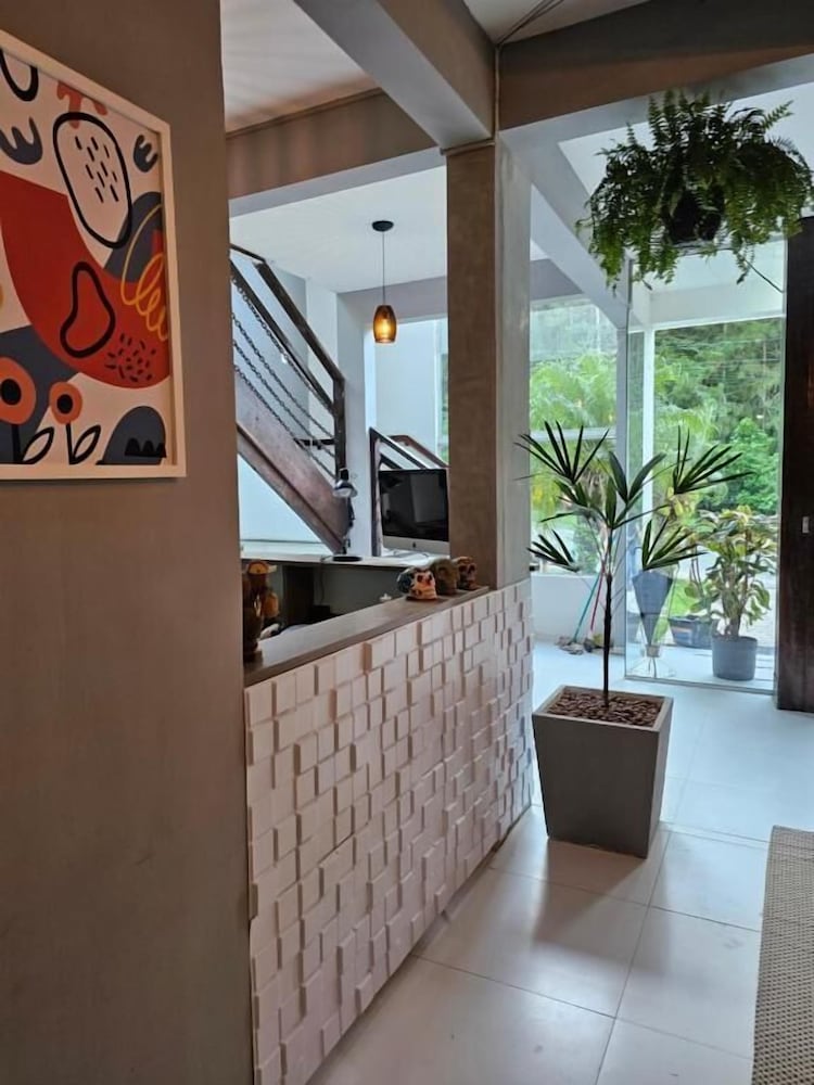 Foresthouse Beach Hostel