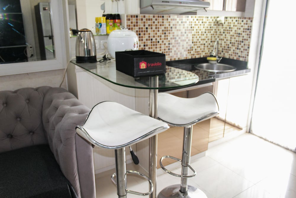 Comfort 2BR Bassura City Apartment near Shopping Center, 자카르타 - 23