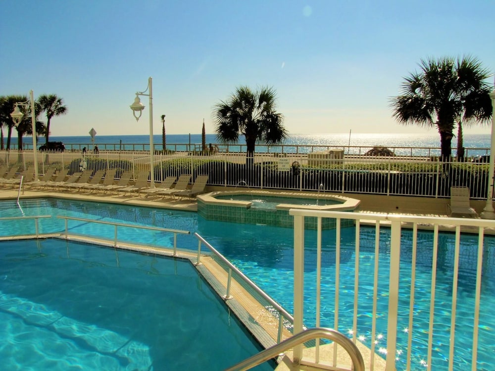 Majestic Sun Condos by Crystal Waters
