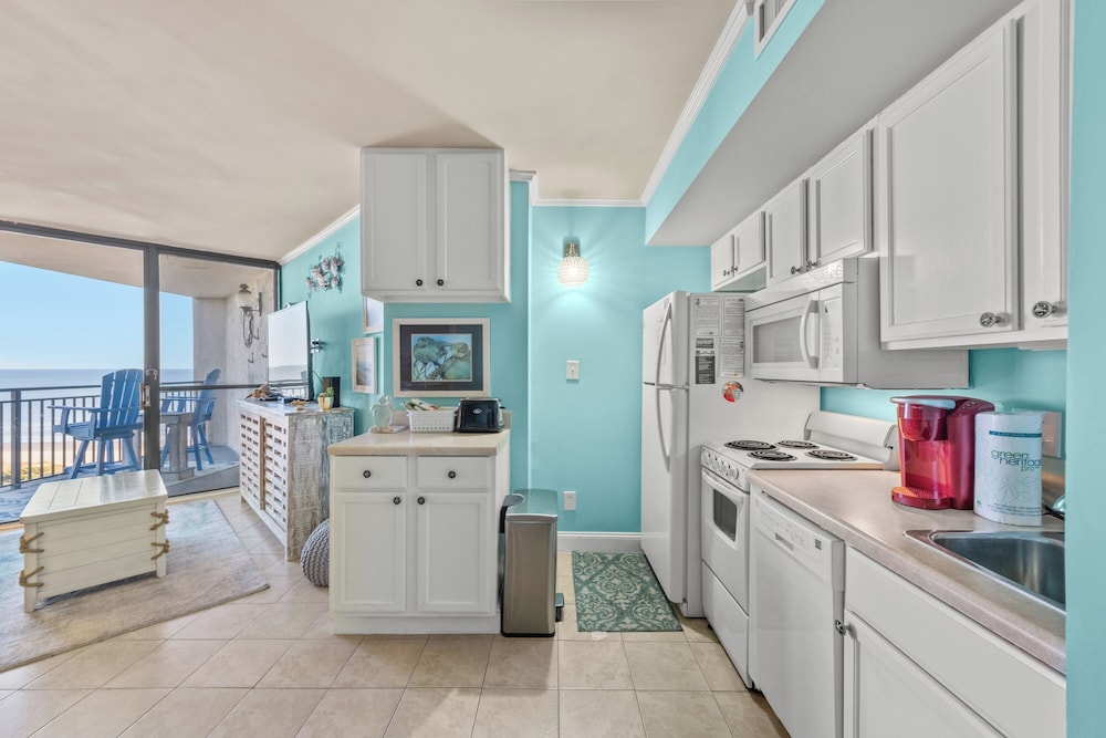 Units at Ocean Forest Plaza by Elliott Beach Rentals