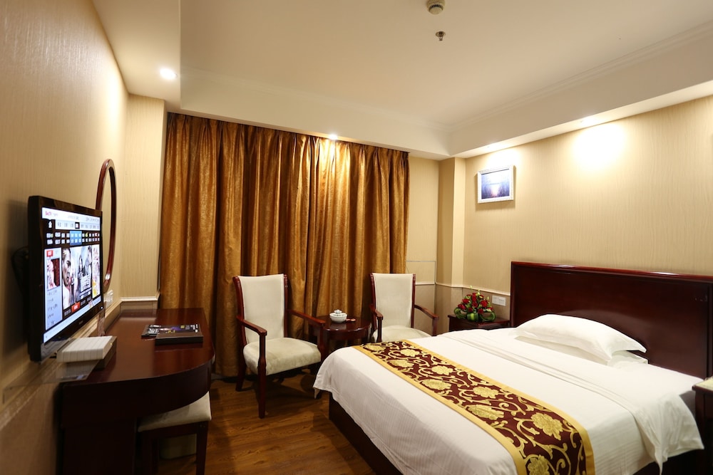 GreenTree Inn Jieyang Municipal Government Express Hotel