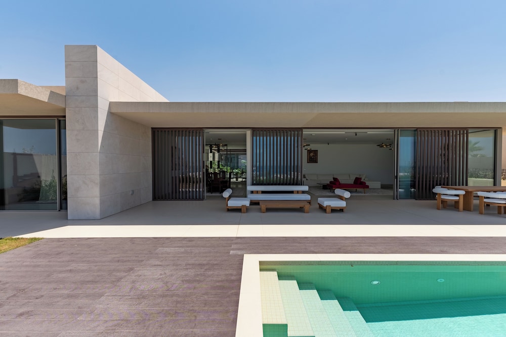 Al Zorah Villa - Mint Stay