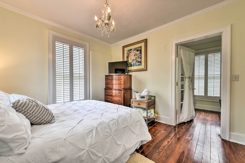 Historic Green Cove Springs Home - Walk to Coast! view 5