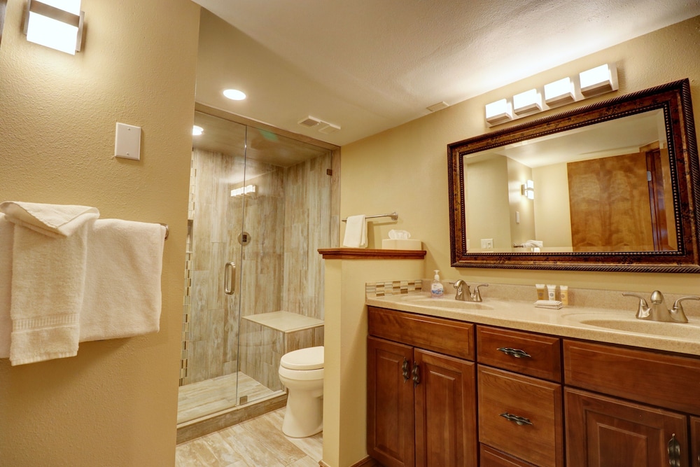 SkyRun Copper Mountain Resort Vacation Lodging