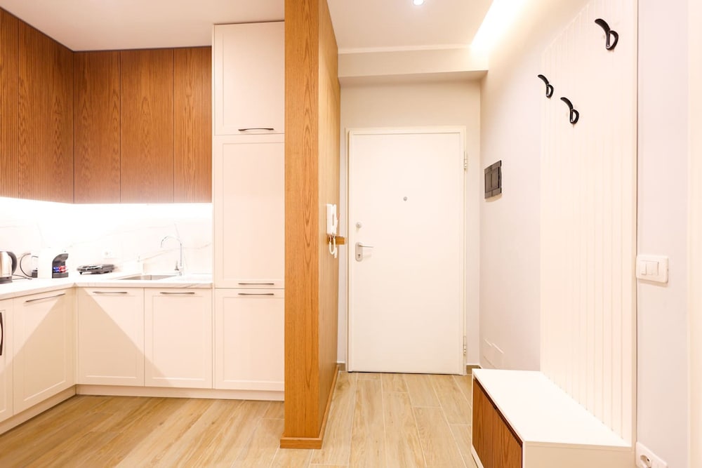 Grandstay Urban Two in Durr s