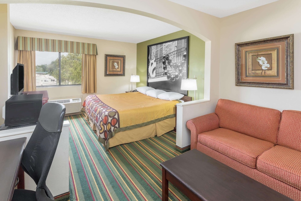 Super 8 by Wyndham Duson Lafayette West Area view 4