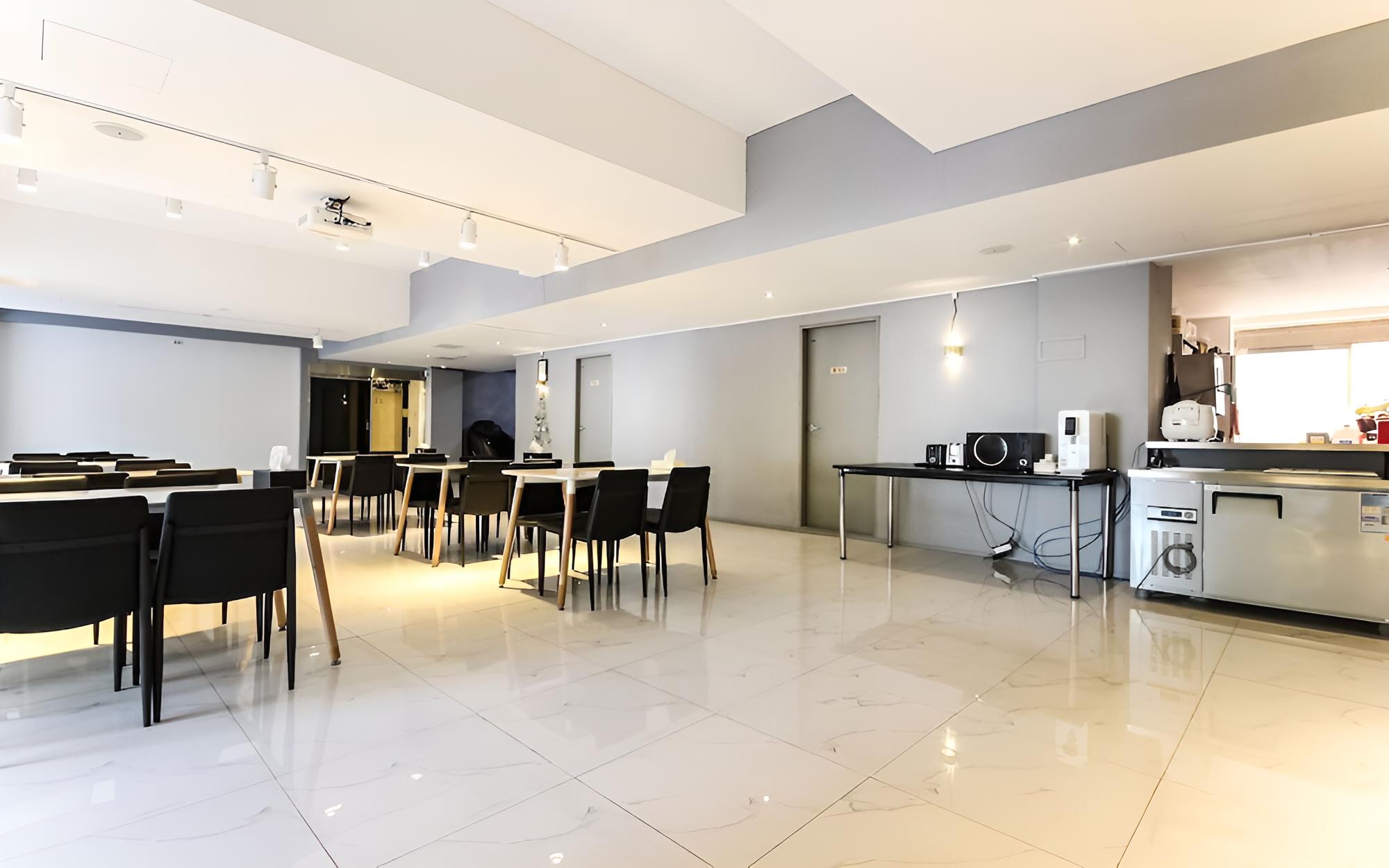 Photo 37