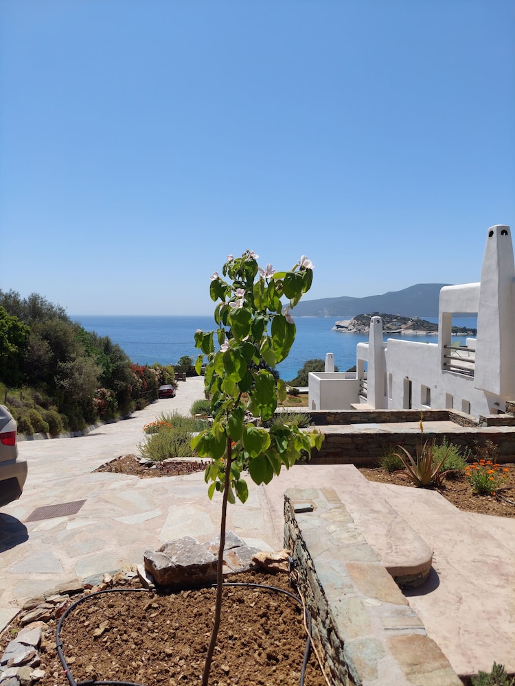 SkiNAmmos Eco Villas