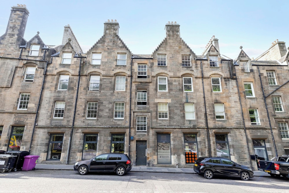 Elegant Apartment in the heart of Edinburgh