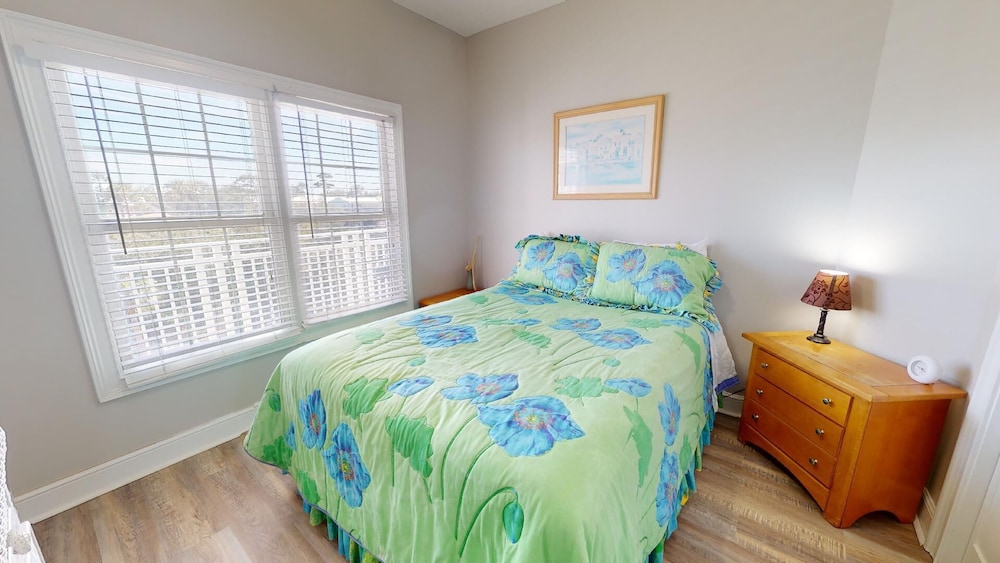 Bay View Villas 3 by Tybee Vacation Rentals