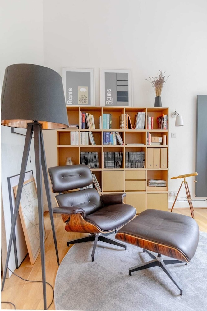 Chic 1BD Maisonette W/hot Tub, King's Cross!