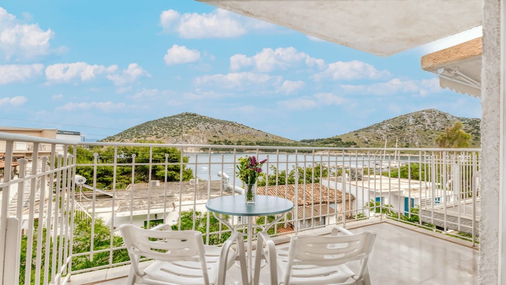 Akrotopi Apartments