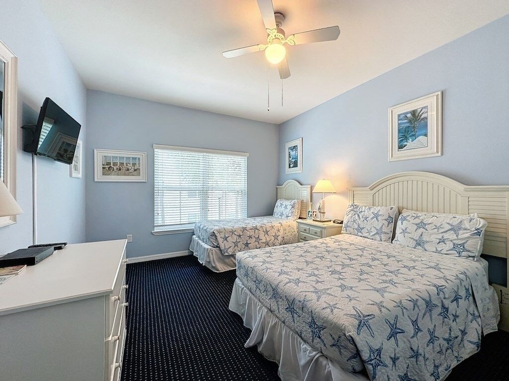 Two Bedroom Condo in Kissimmee near Disney 2 Condo