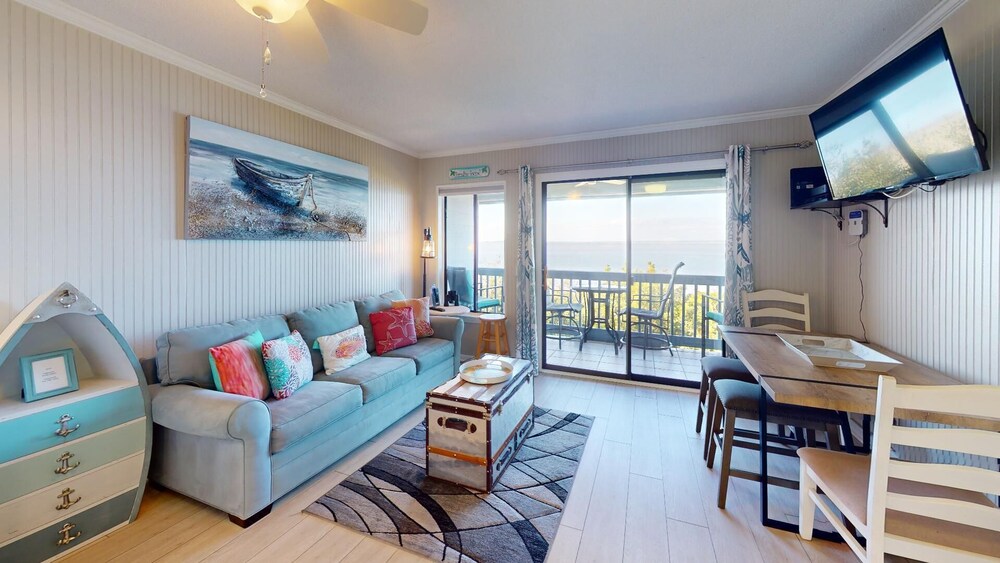 Beach Racquet B by Tybee Vacation Rentals