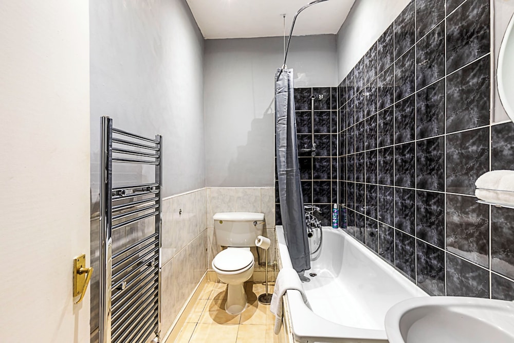 Stylish City Retreat