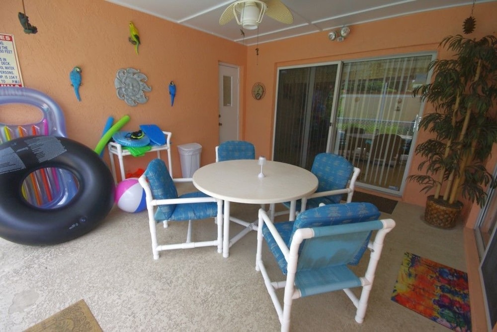 Ly53780 - Emerald Island - 7 Bed 4.5 Baths Villa