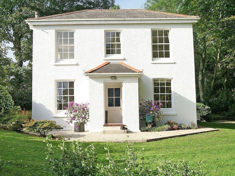 Penwarne Lodge