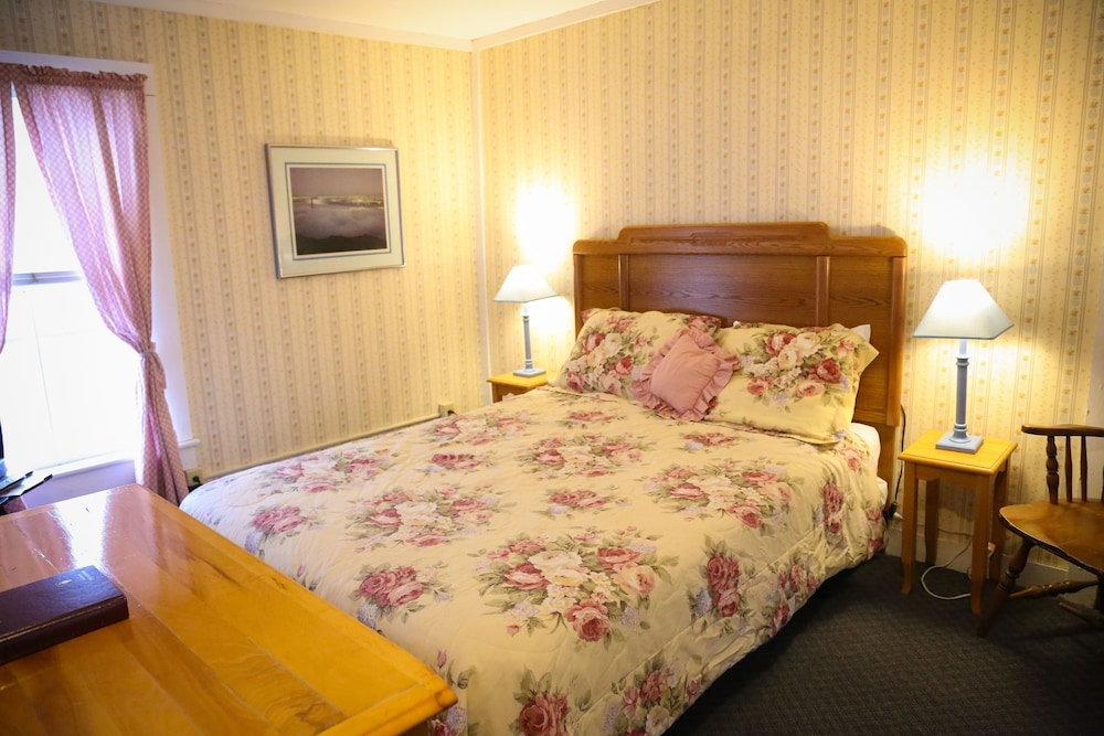 Plymouth Vacations - Salt Ash Inn - Property Image 42