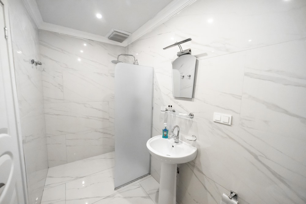 Flower Pansiyon Otel - Image 33