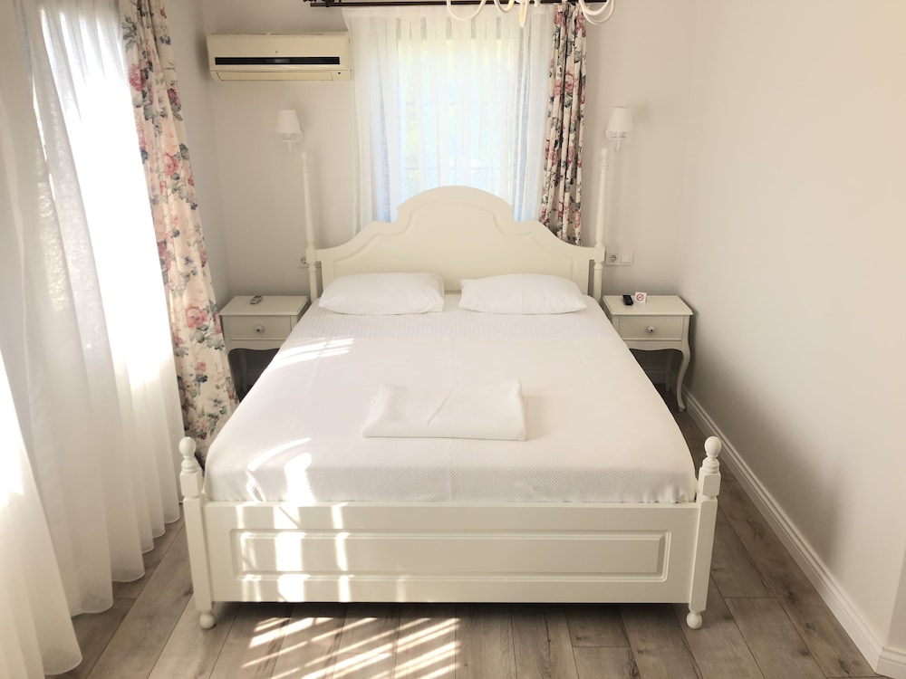 Bozcaada Kırlı Otel - Image 17