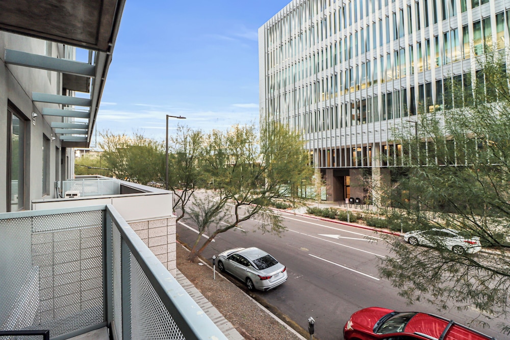 Phoenix Urban Luxury Escape