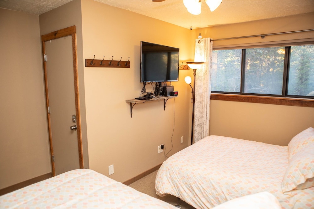 Flying Dutchman, Keystone Ski Resort Gulch & Soda Springs - Keystone Ski Resort CO Condos