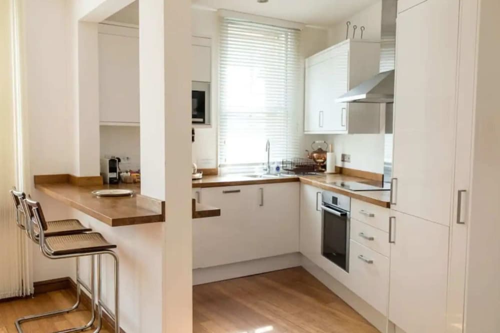 Lovely 1 Bed Home With Garden