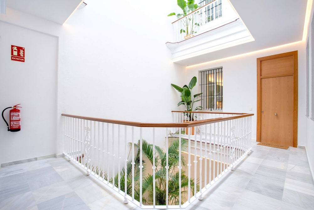 Luxury Apartment in C diz Catedral II