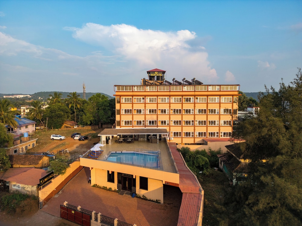 Nazri Hotel