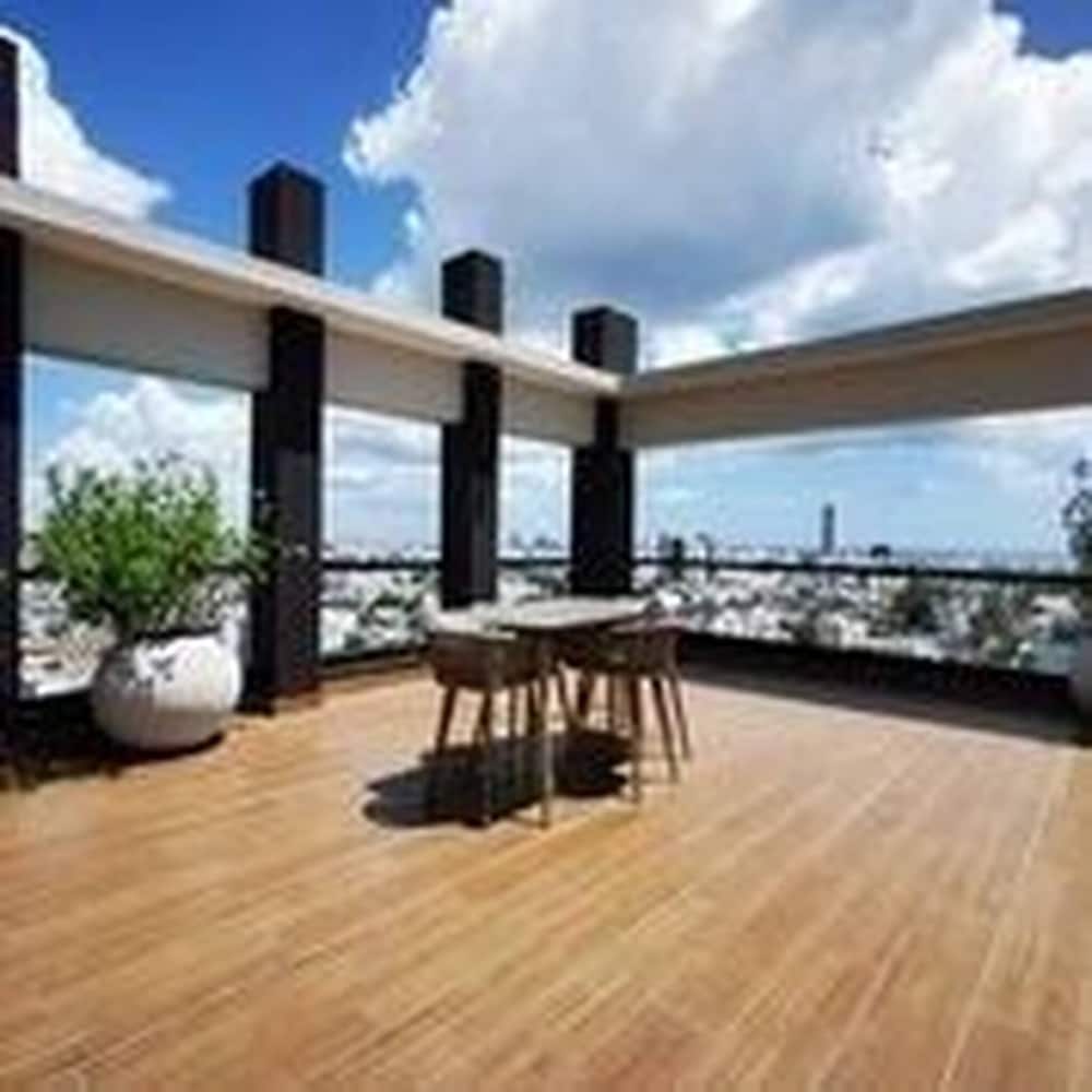Goistay Discover Unparalleled Elegance in the Clouds A Luxury Apartment in th