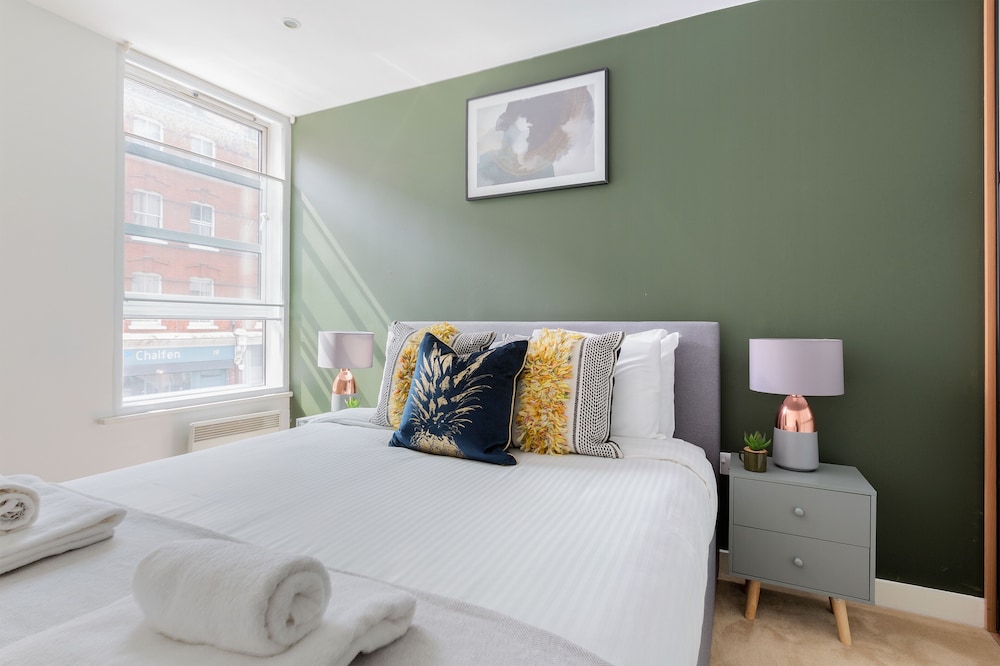 The Liverpool Street Apartments