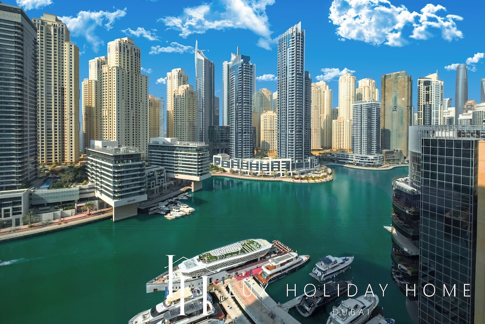 LUX The Silverene Marina View Suite 4