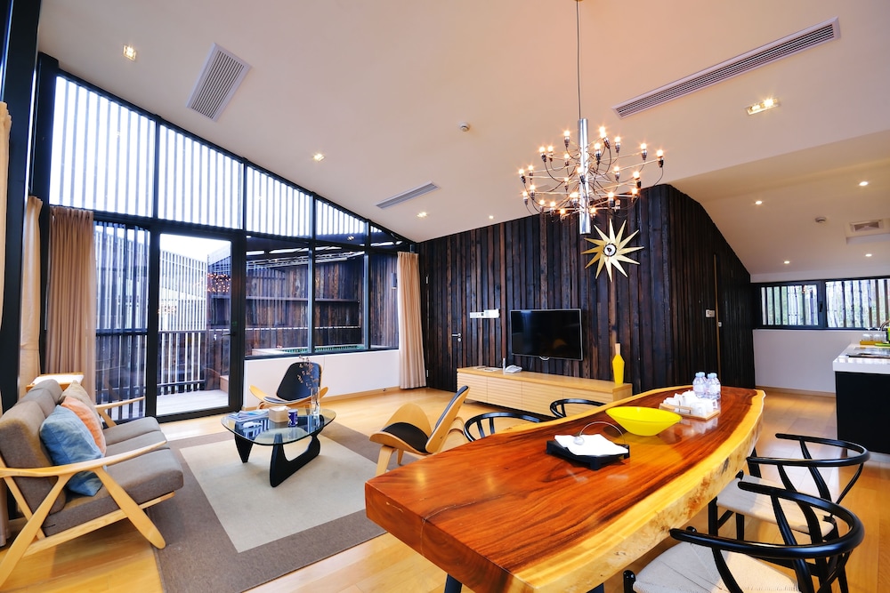 Meijie Mountain Hotspring Resort