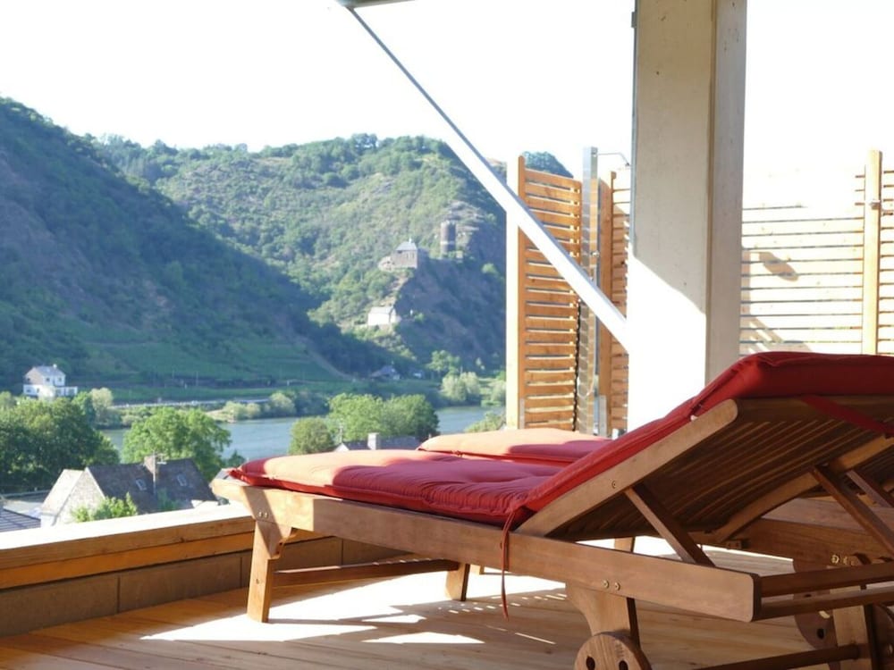 Emerald - Holiday Home for