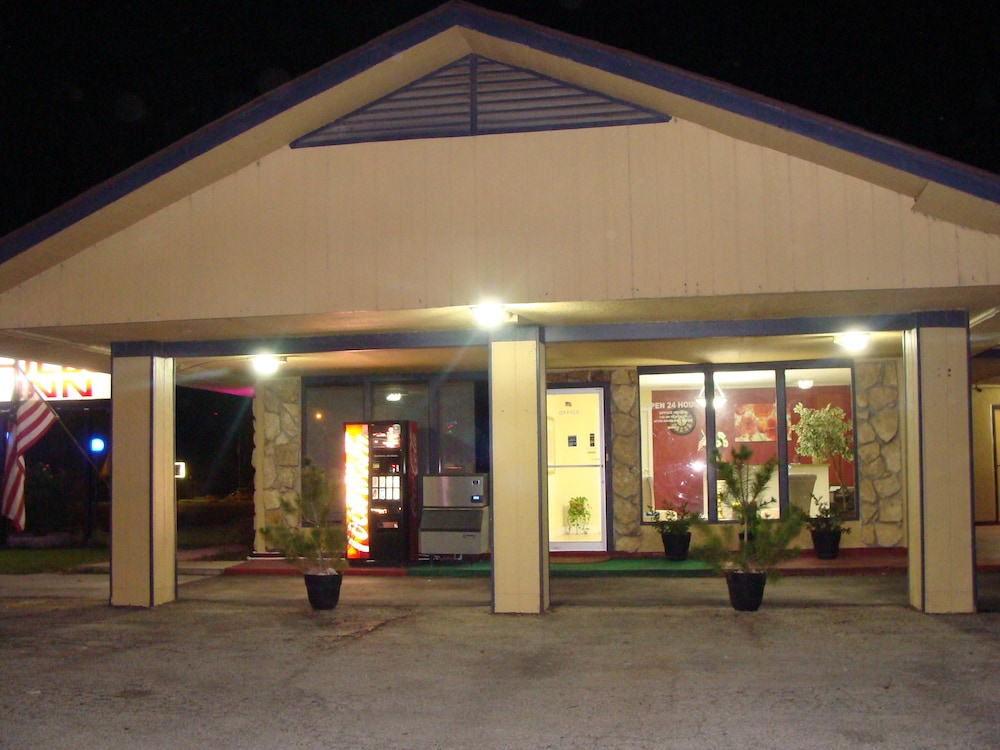 Hico Hills Inn - Property Image 13