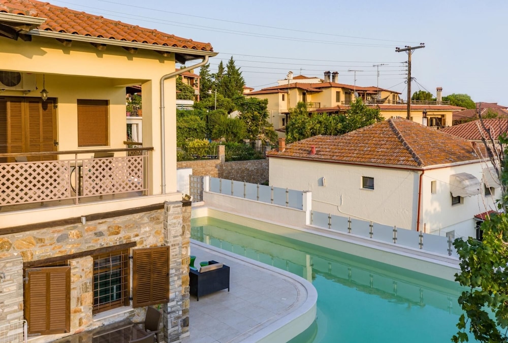Villa Artemis by Travelpro Services view 3
