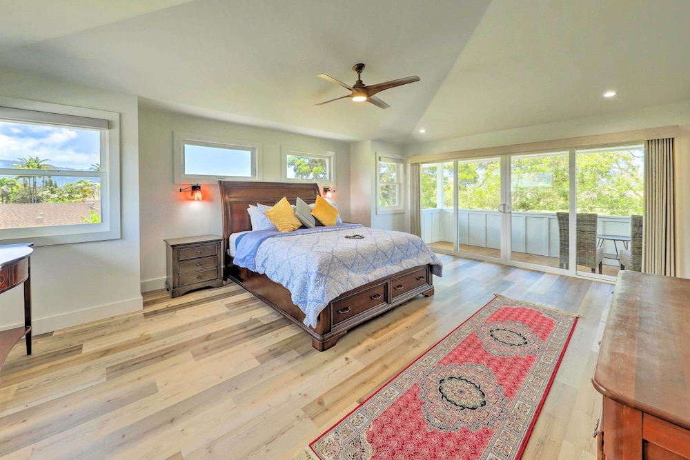 Spacious Kauai Getaway < 1 Mi to the Ocean! view 4
