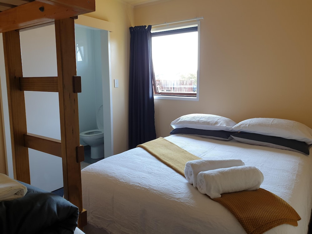 Manowhenua Lodge - Hostel view 5