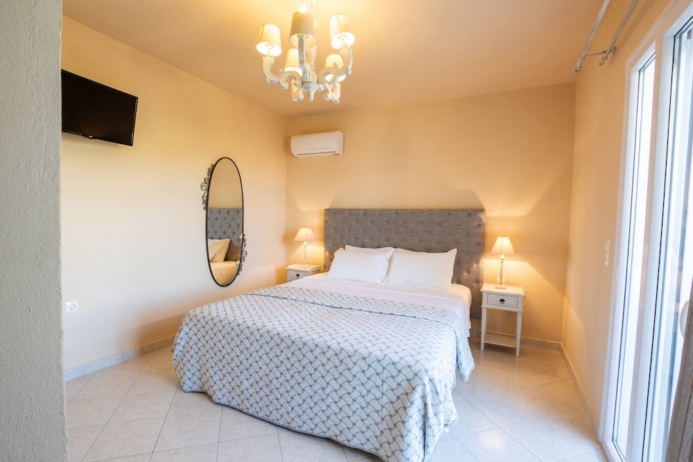Elaia Villas