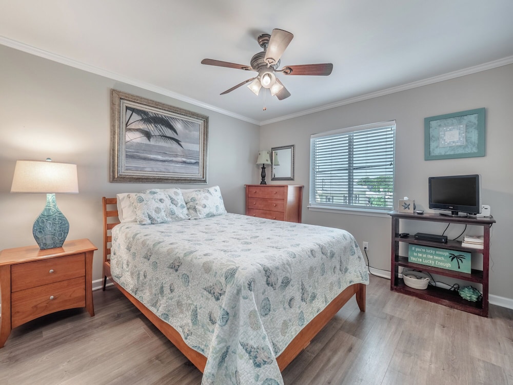 Coral Surf #A1 - Beachy Keen by Carolina Retreats