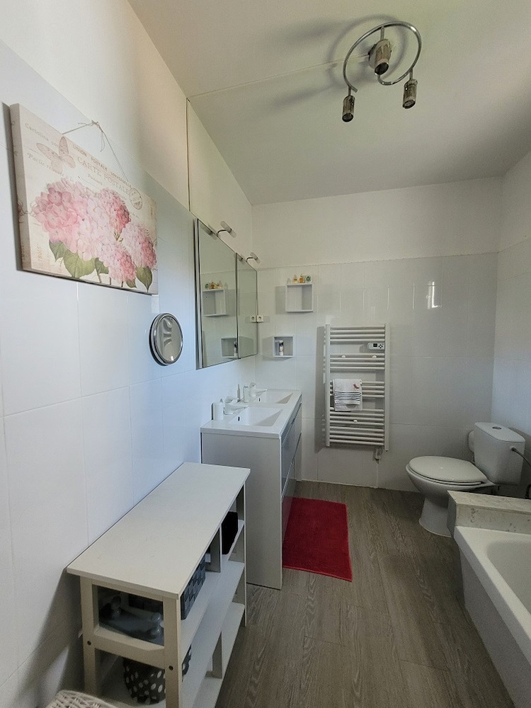 Maison Pieds Dans l eau St Florent