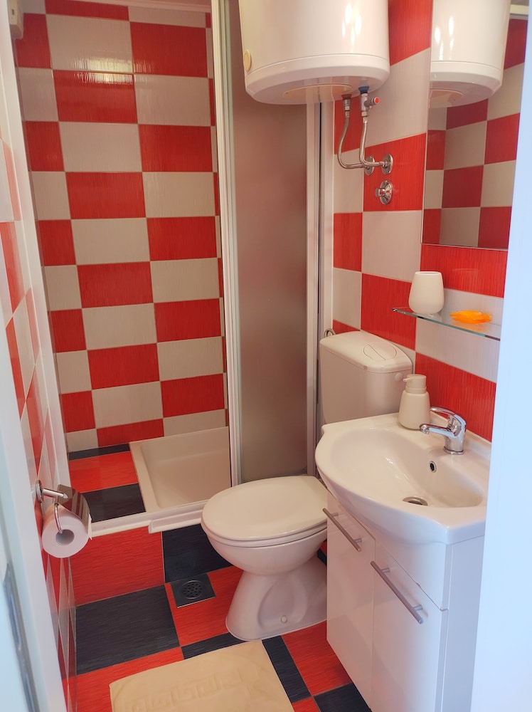 Anna Guesthouse
