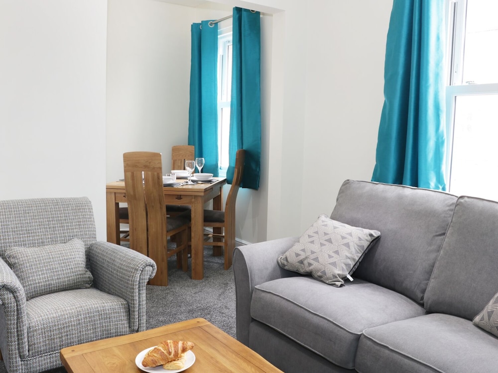 7 Monkmoor Road view 5