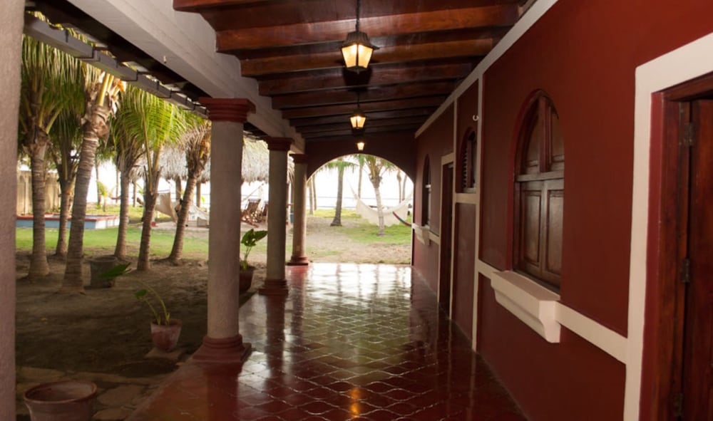 Bomalu Nicaragua Beach House