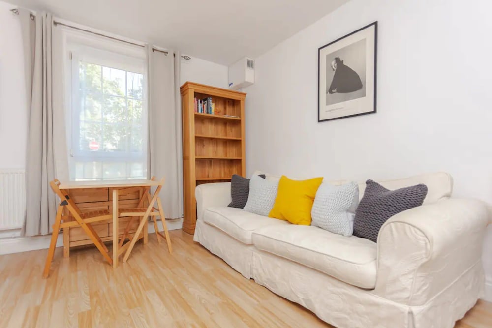 Fabulous 2 Bedroom Apartment in London Bridge