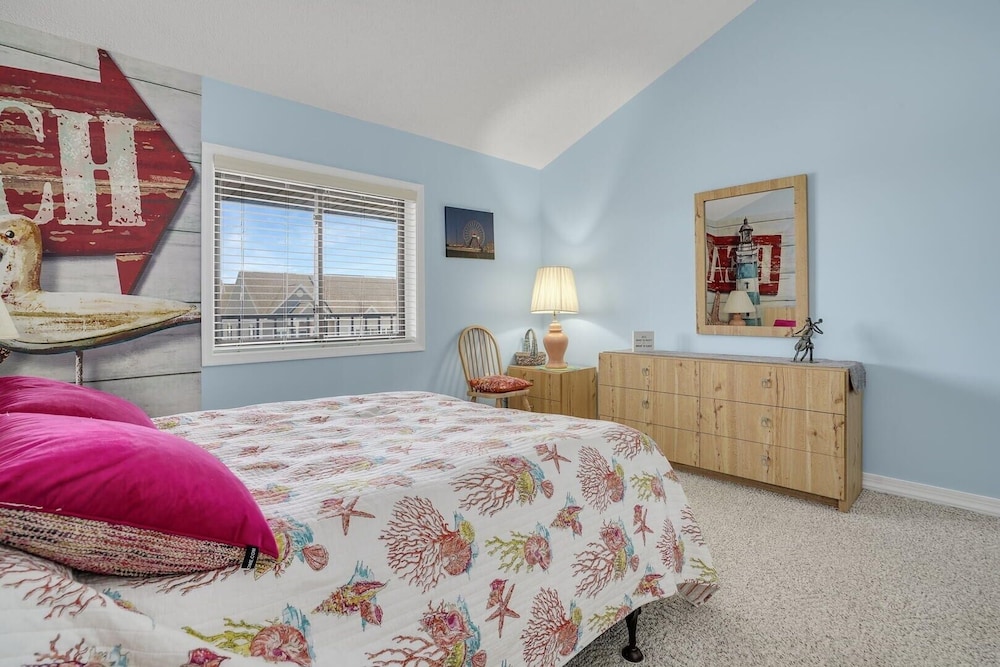 Crab Cove On The Bay 407 3 Bedroom Condo by RedAwning view 4