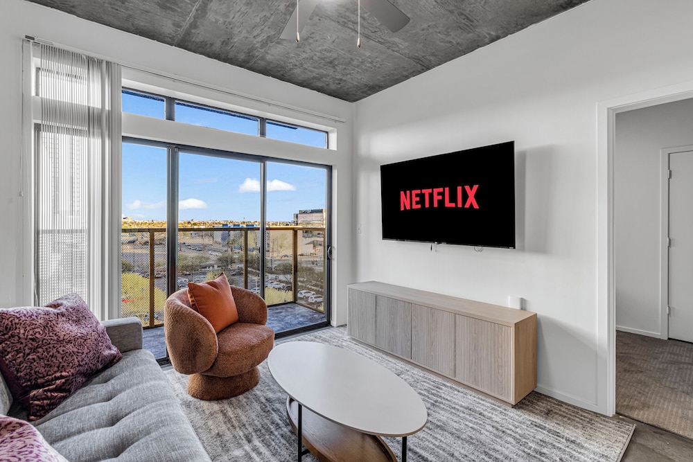 Phoenix Urban Luxury Escape