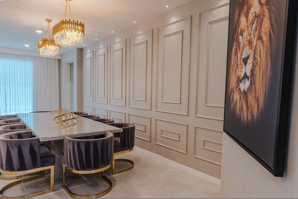 New Home Luxury 8 Bedrooms At Windsor Island