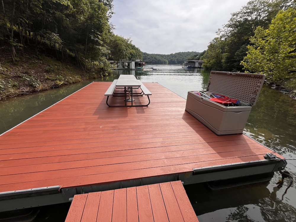 Deerfield Hideaway At Old Rocky 5 Bedroom Home